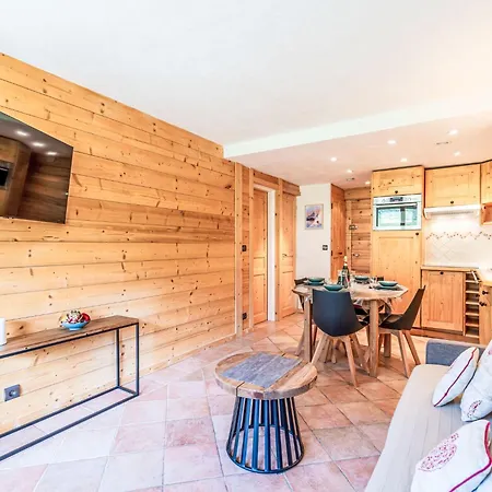 Apartment Les Tommeuses - Val Claret-37 By Interhome *