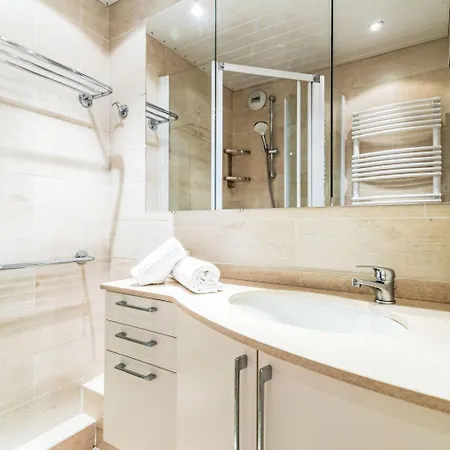 Apartment Les Tommeuses - Val Claret-37 By Interhome Tignes