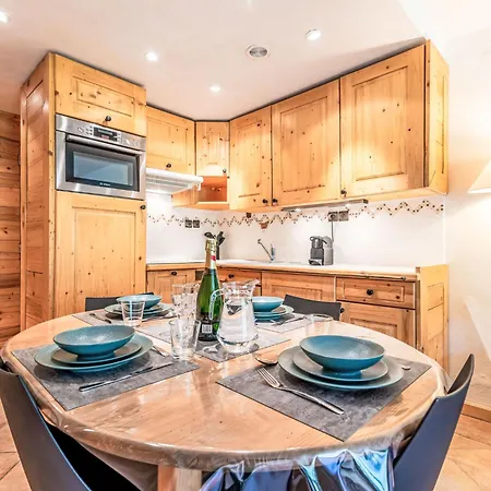 Les Tommeuses - Val Claret-37 By Interhome *