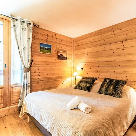 Apartment Les Tommeuses - Val Claret-37 By Interhome *